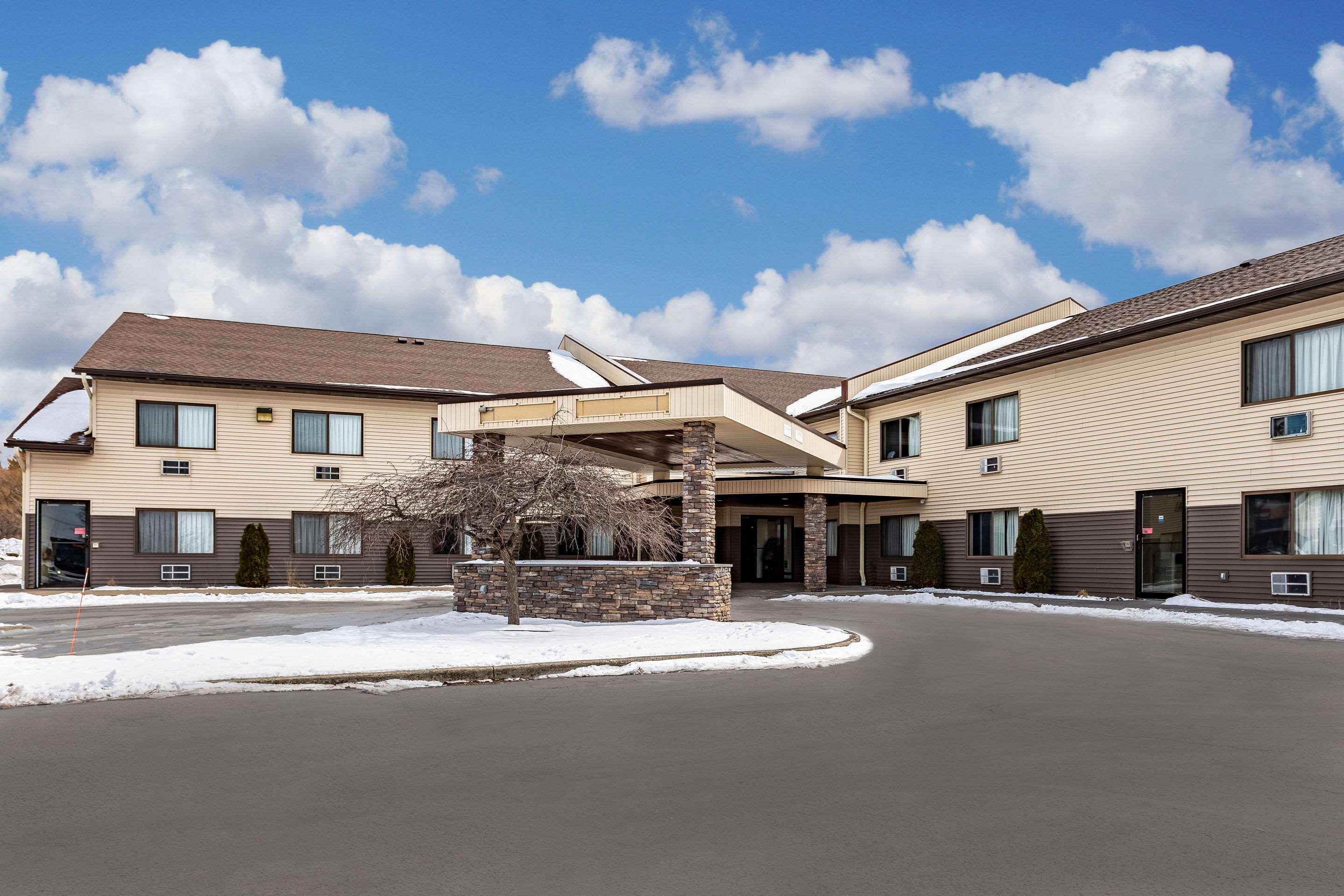 Econo Lodge Итака Экстерьер фото