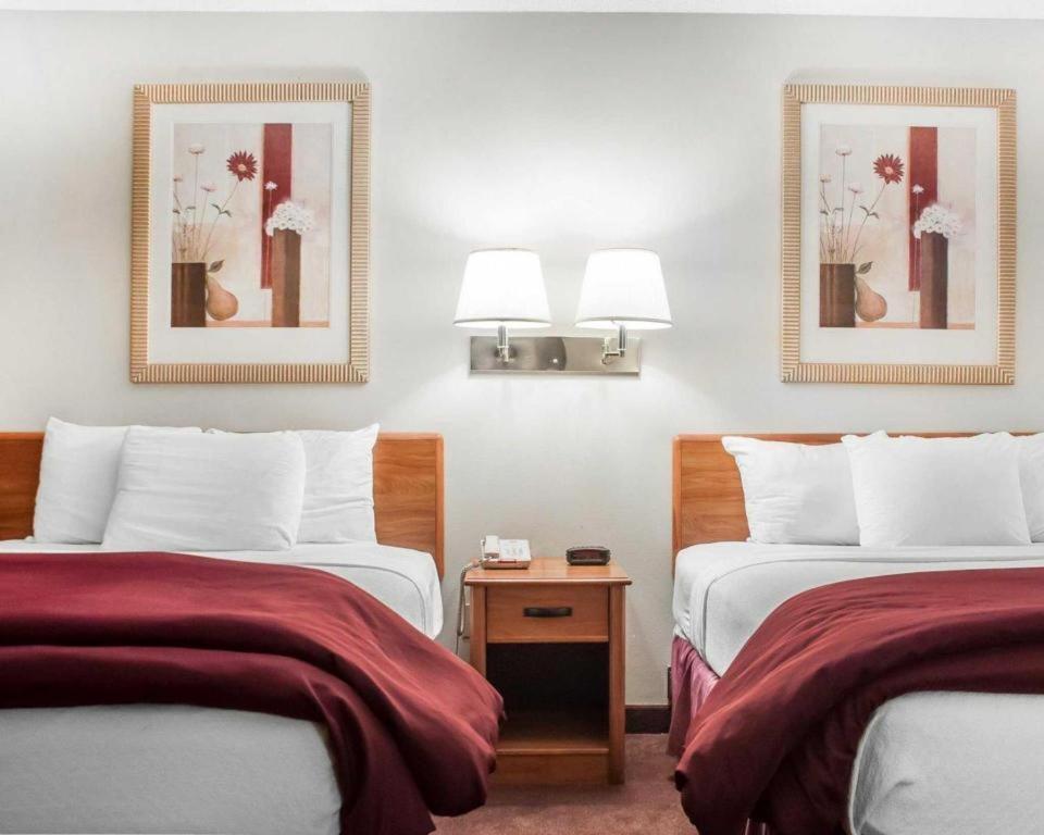 Econo Lodge Итака Экстерьер фото