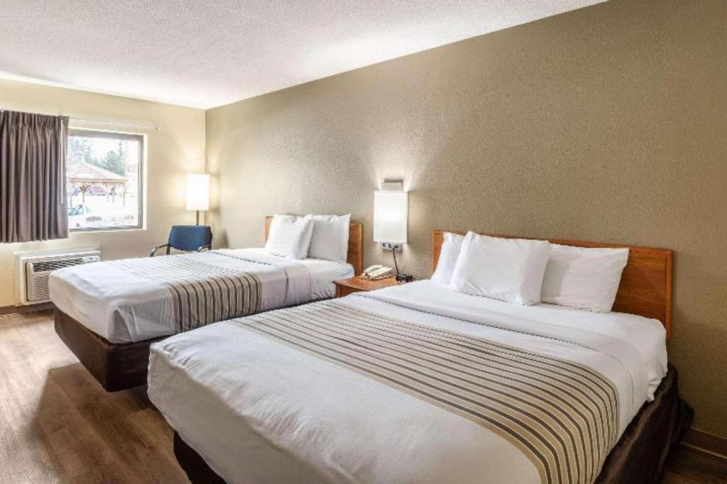 Econo Lodge Итака Экстерьер фото