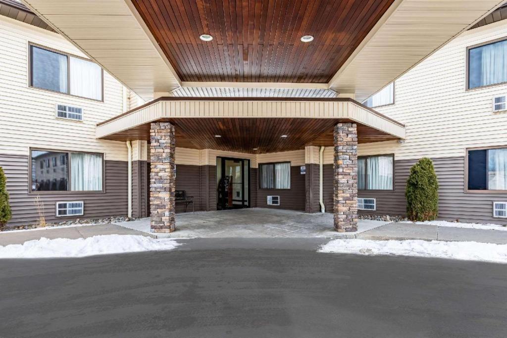 Econo Lodge Итака Экстерьер фото